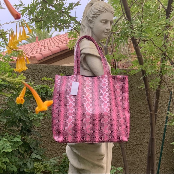 Saks fifth Avenue Pink snakeskin tote - Picture 9 of 16